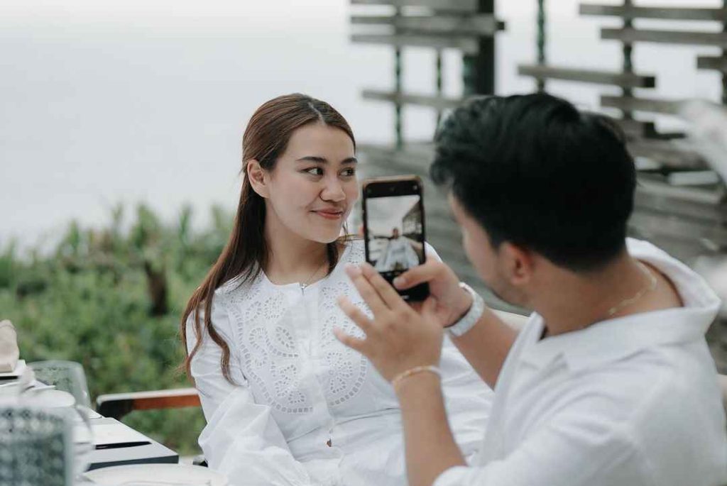Aaliyah Massaid Acara Lamaran Pernikahan