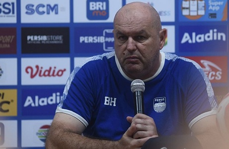 Punya Dua Laga Kandang Jadi Keuntungan Persib, Bojan Hodak: Stadion Dipastikan Penuh