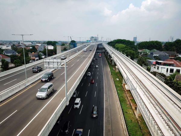 Jalan Layang MBZ Aman