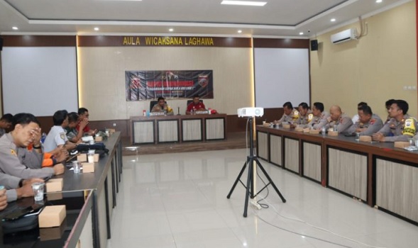Polres Bangkalan Madura United vs Borneo FC
