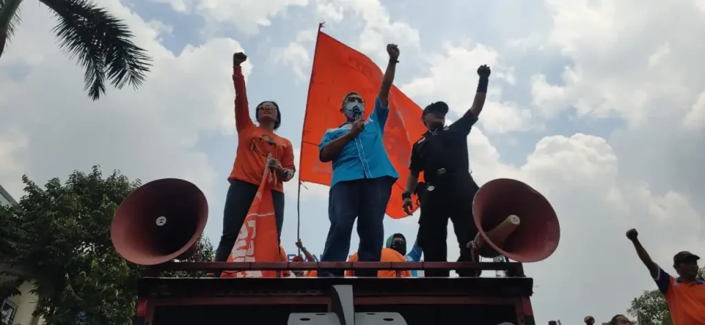 KSPI: Anjloknya IHSG Miliki Potensi Buruk pada Industri Rokok dan Makanan