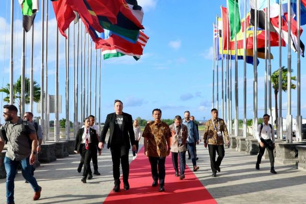 Elon Musk Tiba di Bali WWF