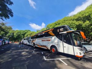 Bus Mahasiswa ITB Tergelincir