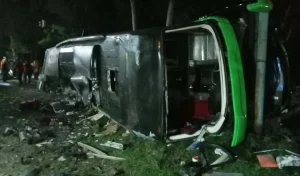 kecelakaan bus subang