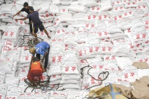 Kejagung Beberkan 8 Perusahaan Terlibat Korupsi Impor Gula
