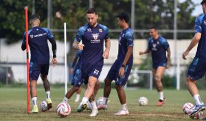 Persib Boyong Semua Pemain Ke Markas Madura United