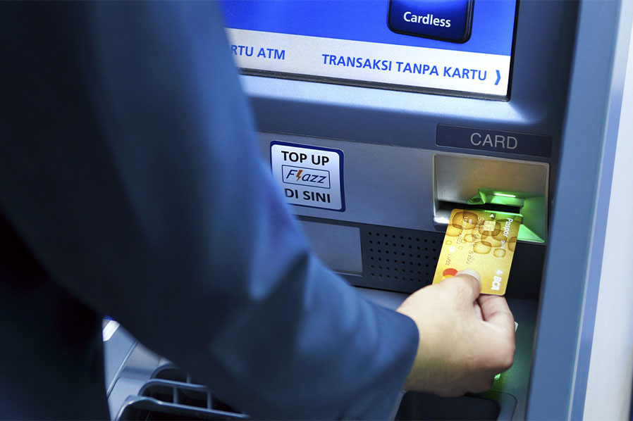 bank di indonesia tutup atm
