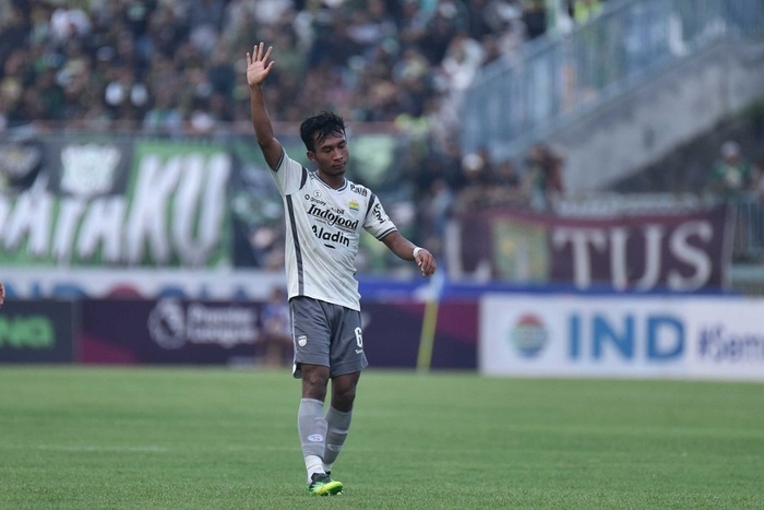Robi Darwis Kembali ke PERSIB