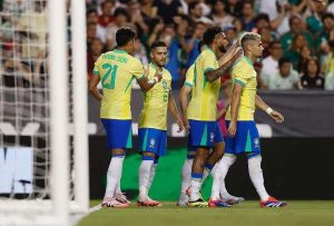 Brasil Taklukan Meksiko