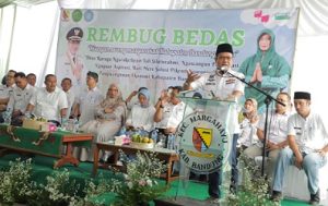 Bupati Bandung Dadang Supriatna Bangun GOR dengan uang APBDes