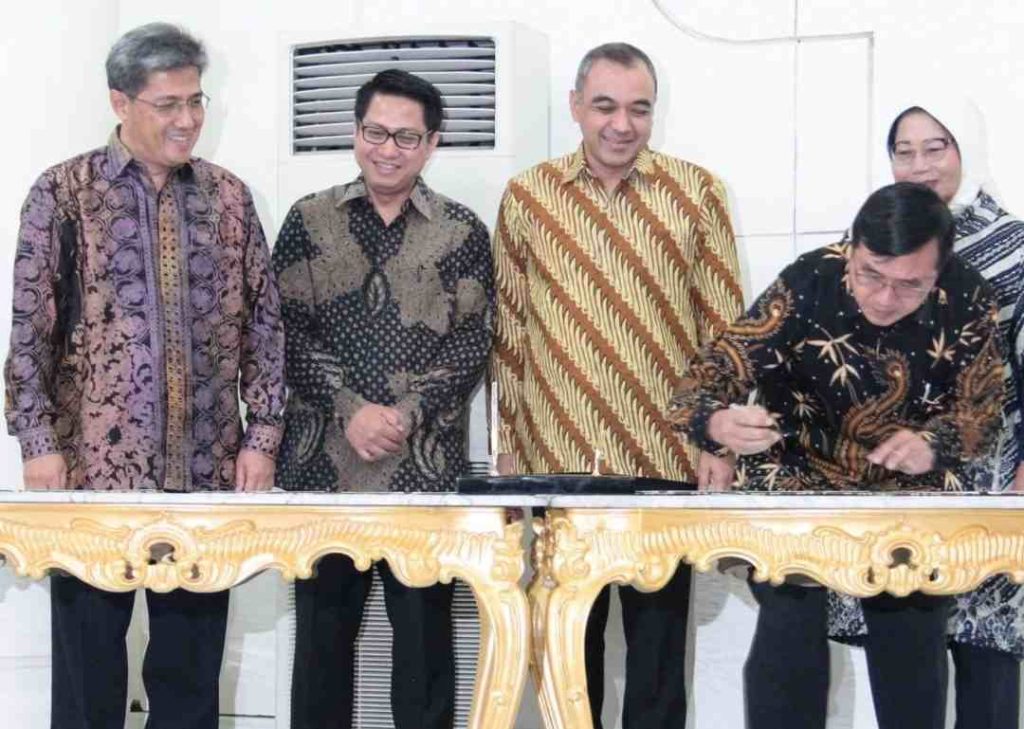 Dhony Rahajoe