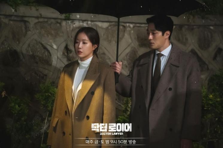 Doctor Lawyer-3