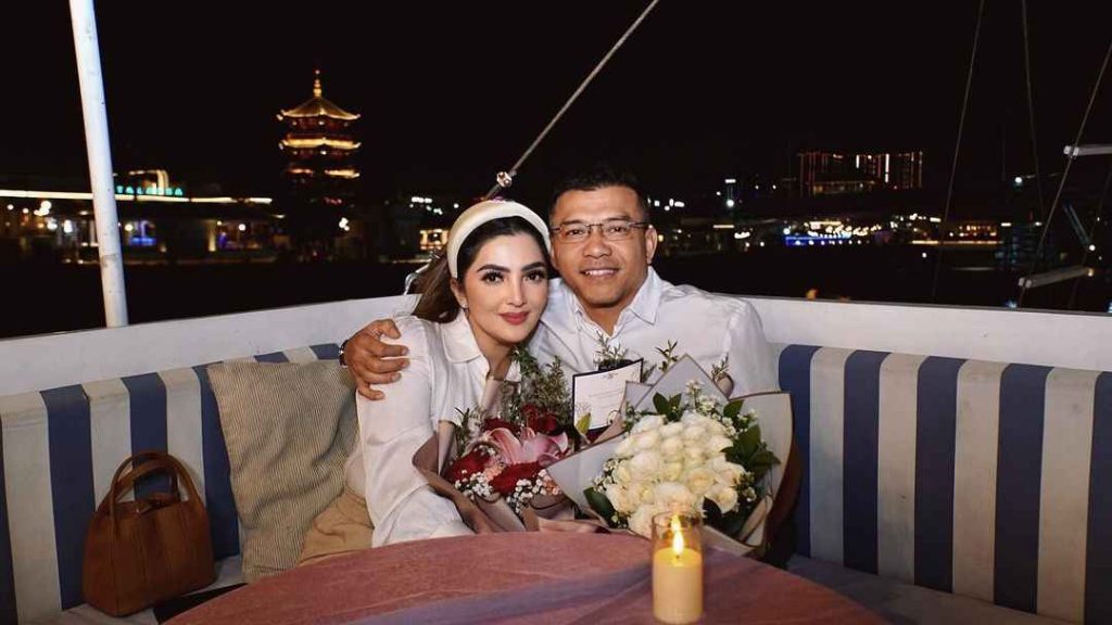 Penampilan Anang dan Ashanty
