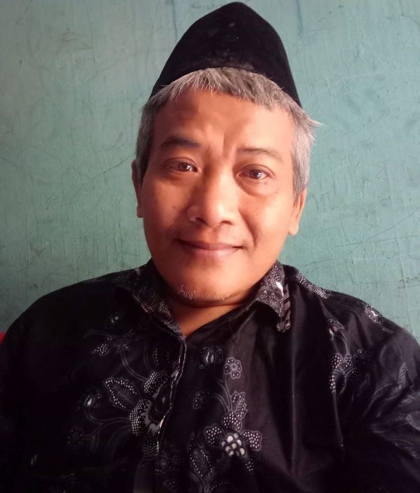 Video Viral Kakek Koper Melayang