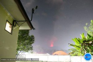 Gunung Ibu di Maluku Utara Alami Erupsi
