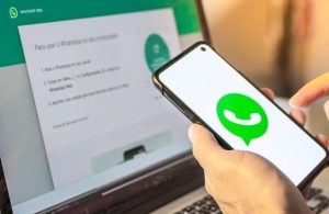 WhatsApp Web Blur