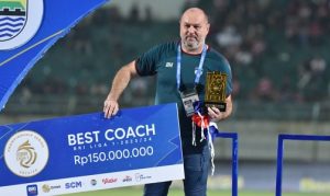 Pelatih Persib Bojan Hodak, Kroasia