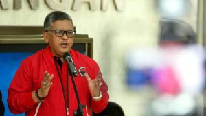 Hasto Diprediksi Bakal Langsung