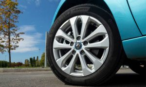 ban mobil listrik