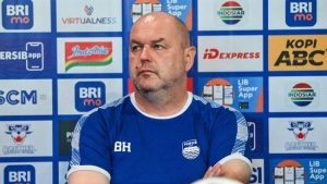 Bojan Hodak Buka Suara Soal Dampak Kerusuhan
