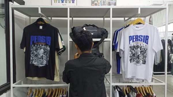 Prestasi Persib Bandung dirasakan UMKM