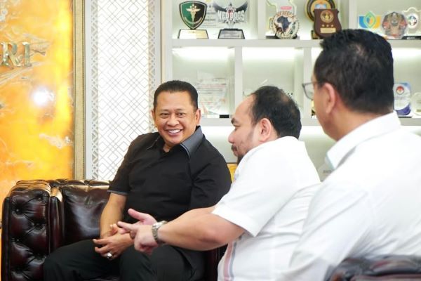 Bambang Soesatyo Saksi