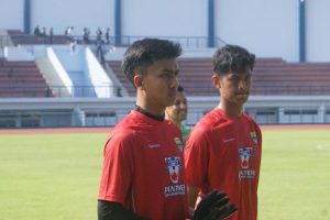 Dua Kiper Muda Akademi Persib