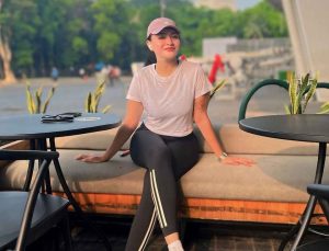 Nathalie Holscher Uang Saweran