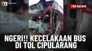 Ngeri, 9 Kendaraan Terlibat Kecelakaan di Tol Cipu-Cover