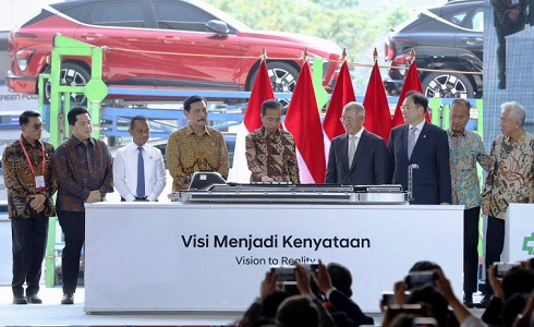 Perusahaan Listrik Negara Industri Baterai Kendaraan Listrik