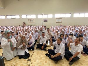 Pj Gubernur Bangga dan Senang Saat Datangi SMKN1