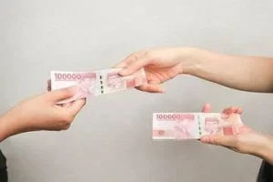 Politik Uang