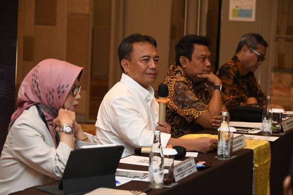 tunjangan gubernur jabar