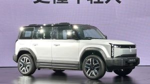 chery icar 03
