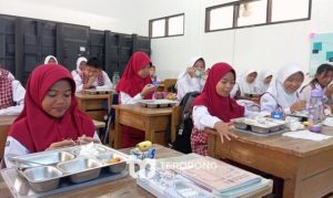Program Makan Bergizi Gratis Mulai Hari Ini