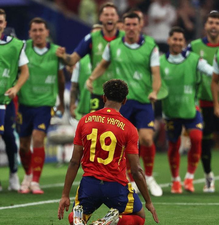 Luis de la Fuente Klaim Timnas Spanyol Bermain Lebih Baik