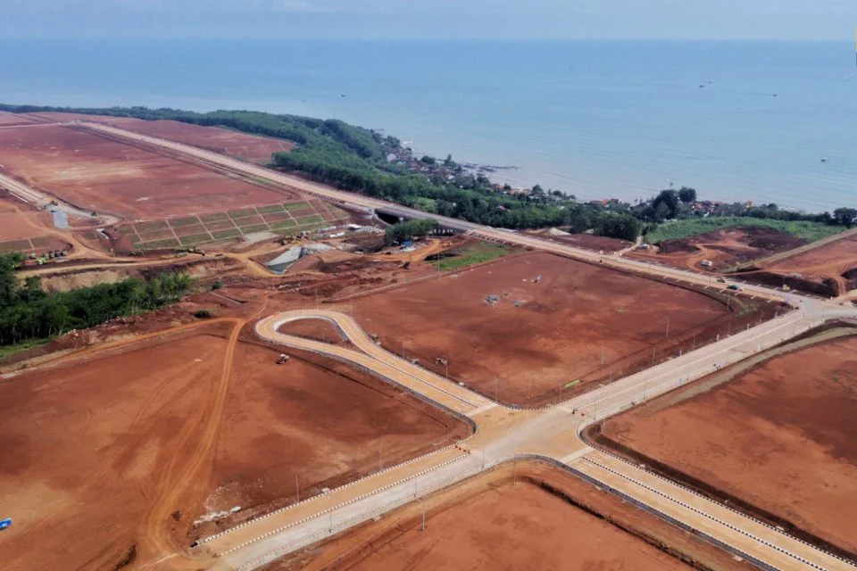 Pengaliran Gas Bumi Pertama di Kawasan Industri Terpadu Batang