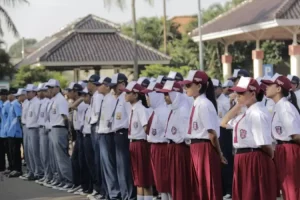 seragam sekolah ajaran 2024-2025