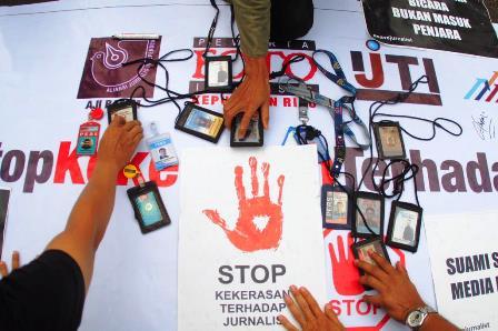 simpatisan syl kekerasan wartawan