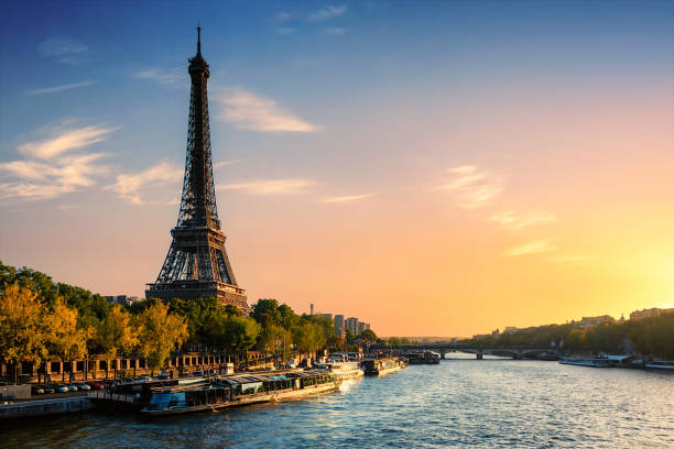 Kota Paris Akan Berhenti Menggunakan X