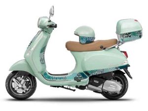 vespa primavera batik