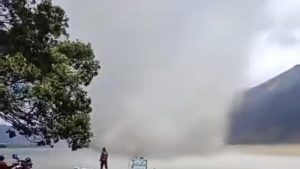 tornado pasir Bromo