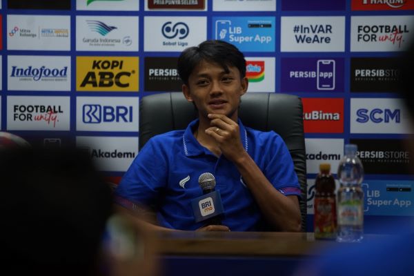 Achmad Maulana Bingung Persib