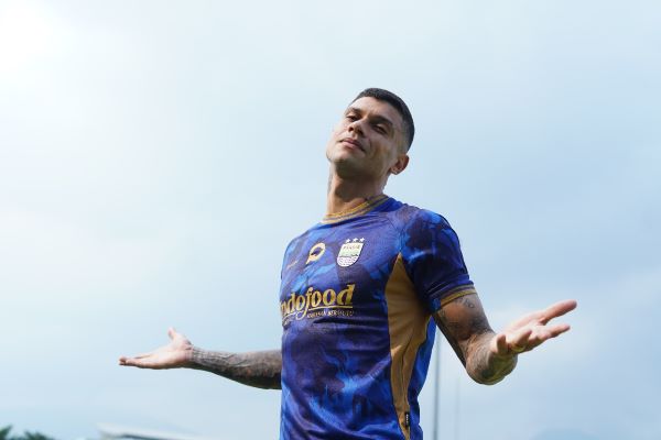 Masa Depannya Bersama Persib Selesai, Ciro Alves Sampaikan Salam Perpisahan
