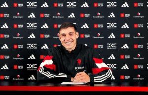 Manuel Ugarte Resmi Didatangan Manchester United