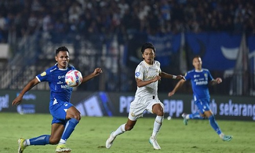 Persib Versus Port FC