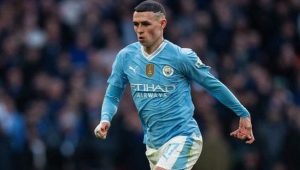 Gelandang Manchester City Phil Foden sebagai Pemain Terbaik Pria