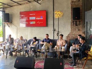 R. Dhani Wirianata dan Melly Goeslaw Bahas Ekonomi Kreatif