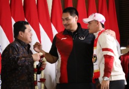 paskibra lepas hijab menpora