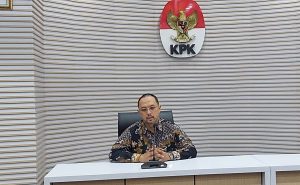 KPK GeledKPK Periksa Sembilan Pejabat Pemkot Bandungh